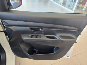 Suzuki Ertiga 1.5 GA - Image 13