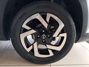 Nissan Magnite 1.0T Acenta CVT - Image 10