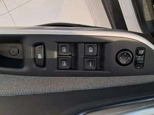 Nissan Magnite 1.0T Acenta CVT - Image 14