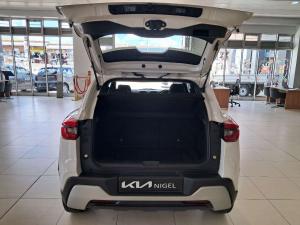 Nissan Magnite 1.0T Acenta CVT - Image 5