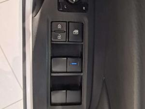 Toyota RAV4 2.0 GX CVT - Image 14