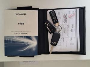 Toyota RAV4 2.0 GX CVT - Image 15