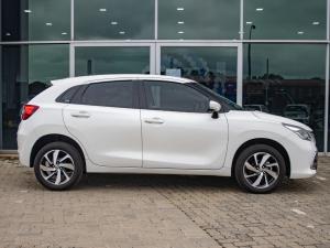 Toyota Starlet 1.5 XS auto - Image 5