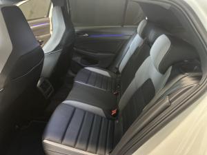 Volkswagen Golf 1.4TSI R-Line Plus - Image 18