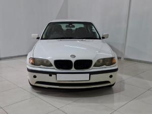 BMW 318i automatic - Image 10