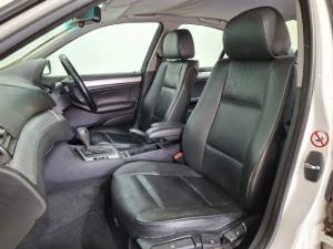 BMW 318i automatic - Image 7