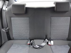 Volkswagen Polo Vivo hatch 1.4 Comfortline - Image 9