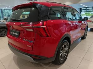 Mahindra XUV700 2.0T AX5 - Image 12