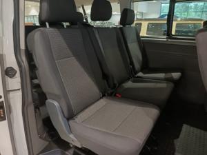 Volkswagen Transporter 2.0TDI Kombi SWB Trendline auto - Image 7