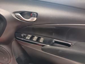 Toyota Yaris 1.5 Xs auto - Image 15