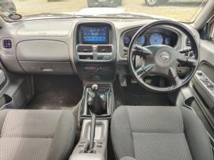 Nissan NP300 Hardbody 2.5TDi double cab Hi-rider - Image 8