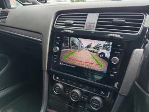 Volkswagen Golf GTI - Image 15