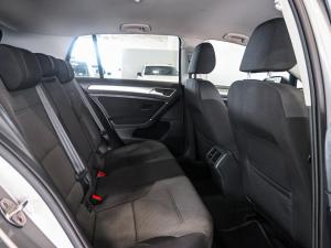 Volkswagen Golf 1.4TSI Comfortline auto - Image 12