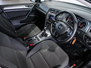 Volkswagen Golf 1.4TSI Comfortline auto - Image 9