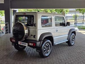 Suzuki Jimny 1.5 GLX AllGrip 3-door manual - Image 7