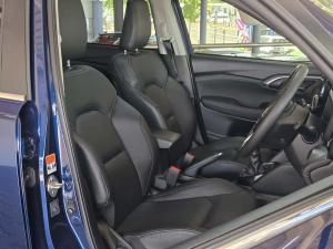 Suzuki Grand Vitara 1.5 GLX manual - Image 11