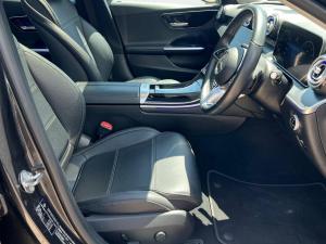 Mercedes-Benz C-Class C200 Avantgarde - Image 14