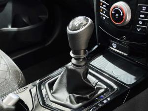 Mahindra XUV 3XO 1.2T MX2 manual - Image 10