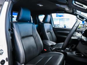 Toyota Hilux 2.8GD-6 Xtra cab 4x4 Legend auto - Image 14