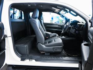 Toyota Hilux 2.8GD-6 Xtra cab 4x4 Legend auto - Image 19