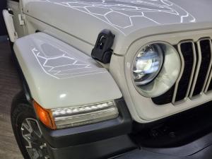 Jeep Wrangler Unlimited 2.0T Sahara - Image 4