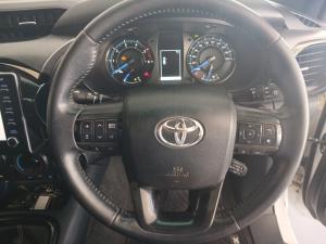 Toyota Hilux 2.8GD-6 Xtra cab 4x4 Legend manual - Image 8