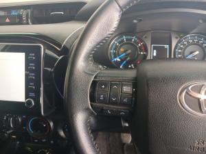 Toyota Hilux 2.8GD-6 Xtra cab 4x4 Legend manual - Image 10