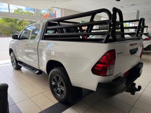 Toyota Hilux 2.4GD-6 Xtra cab Raider manual - Image 11