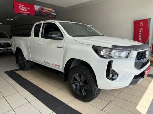 Toyota Hilux 2.4GD-6 Xtra cab Raider manual - Image 1