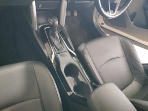 Toyota Corolla Cross 1.8 XR - Image 13