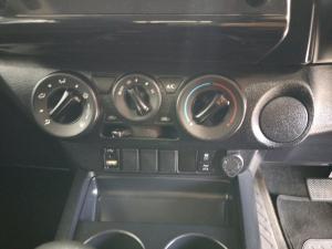 Toyota Hilux 2.4GD-6 double cab Raider auto - Image 18