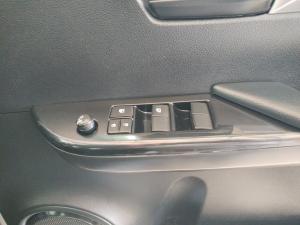 Toyota Hilux 2.4GD-6 double cab Raider auto - Image 32