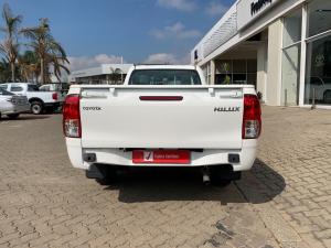 Toyota Hilux 2.4GD (aircon) - Image 5