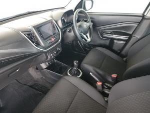 Toyota Vitz 1.0 XR manual - Image 7