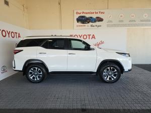 Toyota Fortuner 2.8GD-6 4x4 - Image 3
