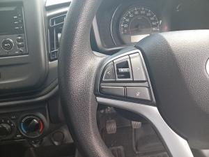 Toyota Vitz 1.0 - Image 9