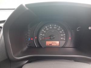 Toyota Vitz 1.0 - Image 10