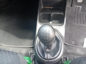 Toyota Vitz 1.0 - Image 12