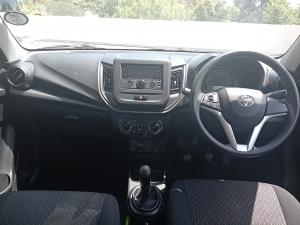 Toyota Vitz 1.0 - Image 6