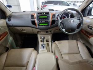 Toyota Fortuner 3.0D-4D Raised Body automatic - Image 6