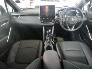 Toyota Corolla Cross 1.8 XR Hybrid - Image 6