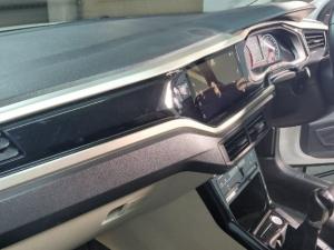 Volkswagen Polo 1.6 Life - Image 16