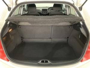 Peugeot 208 5-door 1.6 Allure - Image 12