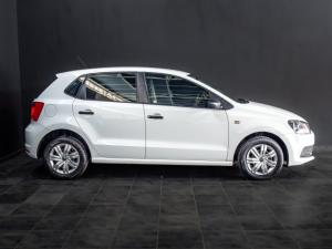 Volkswagen Polo Vivo hatch 1.4 Trendline - Image 15