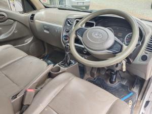 Hyundai H-100 Bakkie 2.6D deck - Image 6
