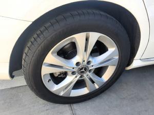 Mercedes-Benz C-Class C180 - Image 17