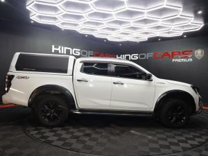 Isuzu D-Max 3.0TD double cab V-Cross 4x4 - Image 3