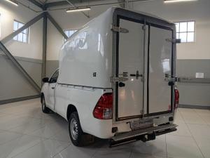 Toyota Hilux 2.0 single cab S (aircon) - Image 6