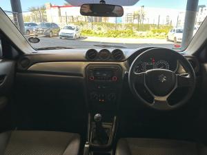 Suzuki Vitara 1.6 GL - Image 12