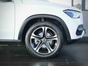 Mercedes-Benz GLE GLE300d 4Matic - Image 24